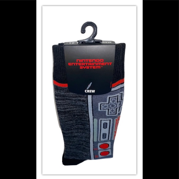 Nintendo Controller Crew Socks 1 Pair Men 8-12 Gray Black Red Gamer NES 8Bit NEW - Picture 12 of 12